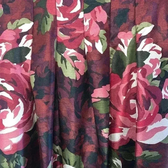 Roz & Ali Floral Sleeveless Box Pleated Dress​​​ - Picture 7 of 7